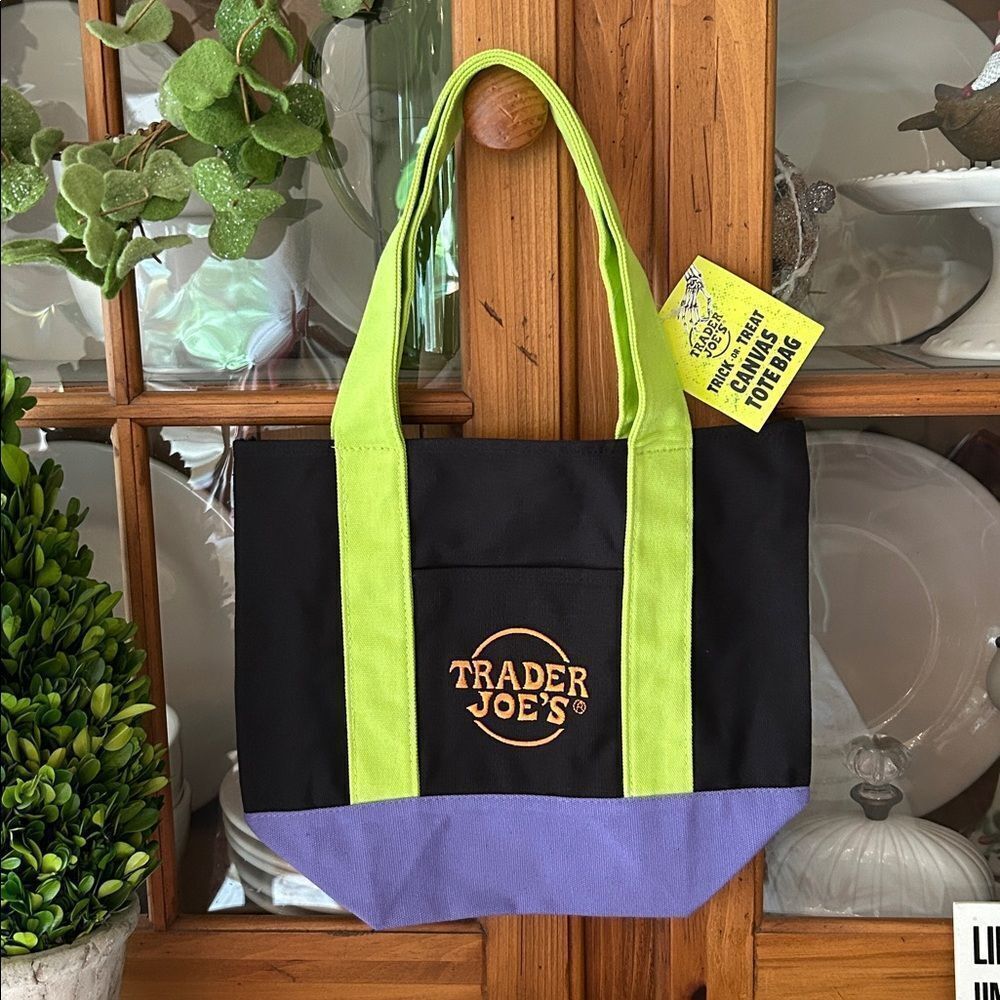 NWT Trader Joe's Black and Green Mini Limited Edition Tote Bag 2025 Halloween